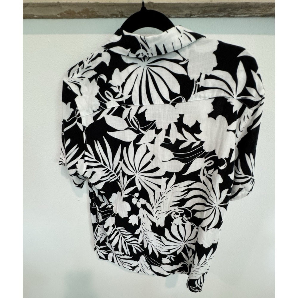 Denim & Flower Shirt, Men's Size Medium, Black White, Floral, Button Up - Picture 2 of 7